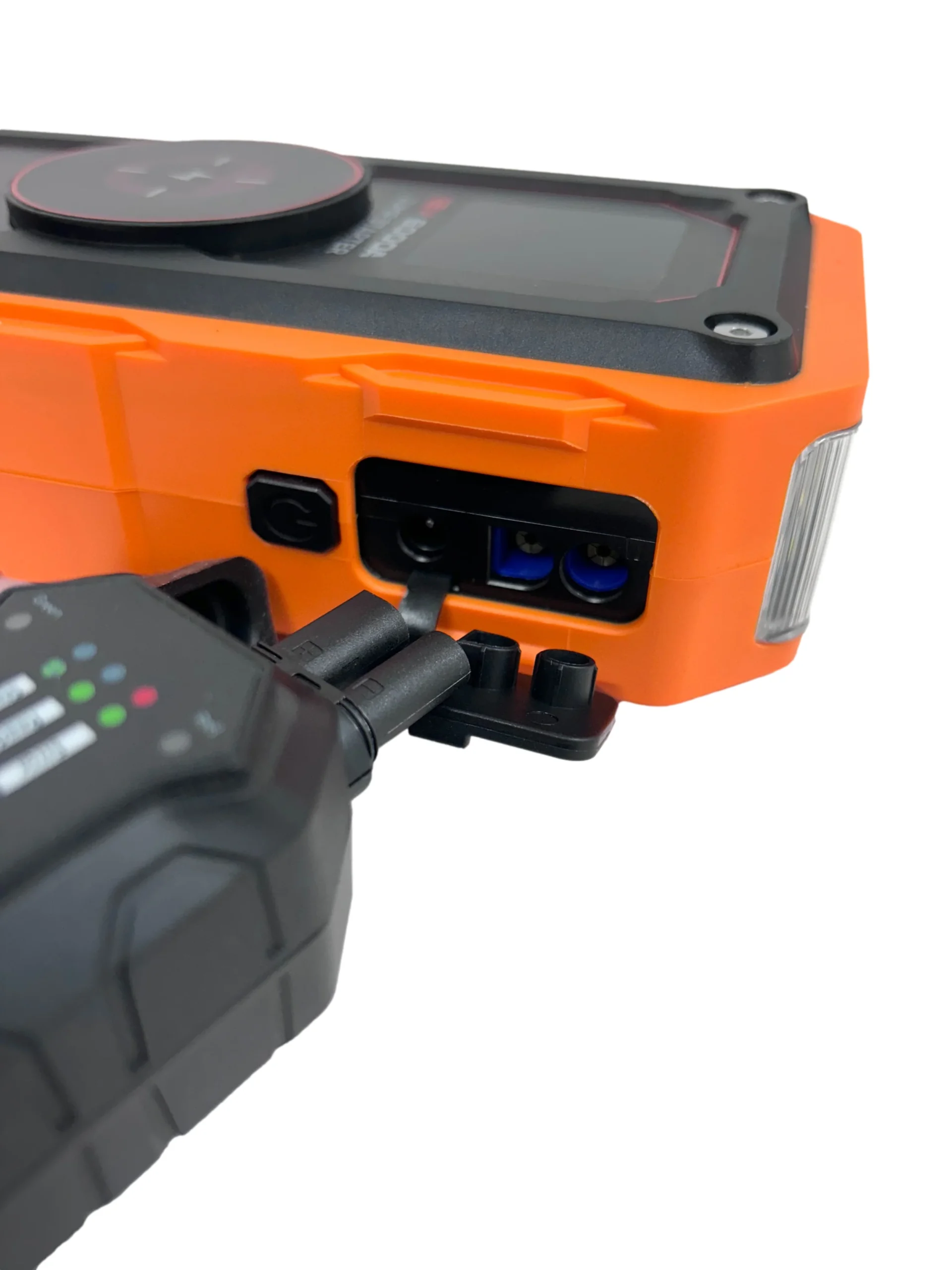 Wildtrak S6000A Jumpstarter - Image 6