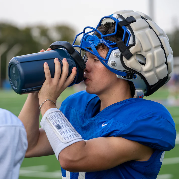 Yeti Silo 40oz Jug with Straw Cap - 1.1L - Image 12