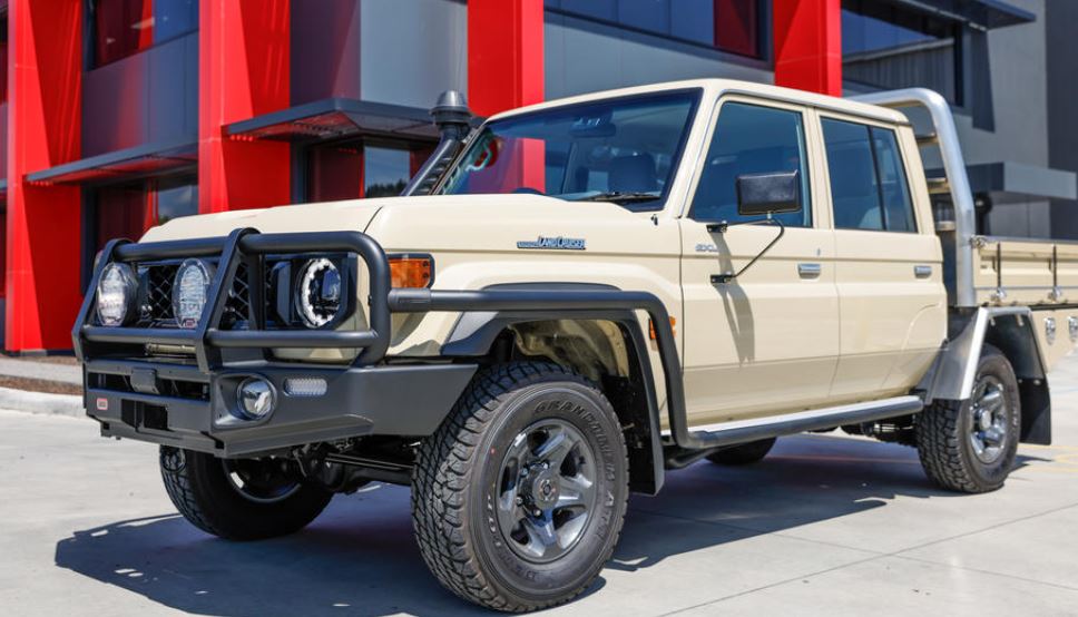 ARB Summit Front Rail -Toyota LandCruiser 70 Series - Image 3
